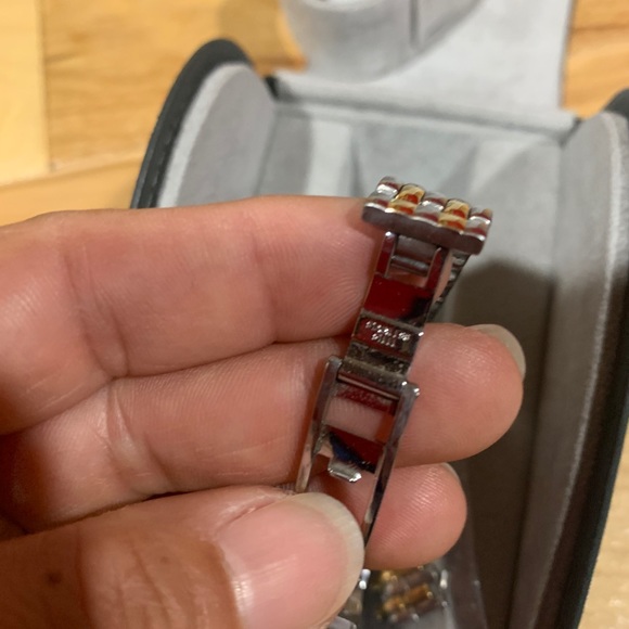 Movado watch - Picture 3 of 7